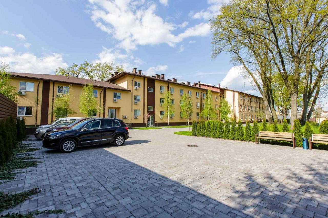 Gd Apartment Osokorky Kiev Exteriör bild